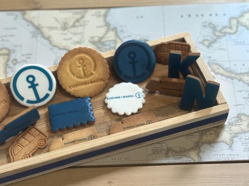 Kuehne+Nagel — création Chez Biquet